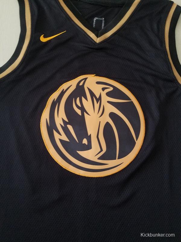 Luka Dončić 77 Black Golden Edition Jersey