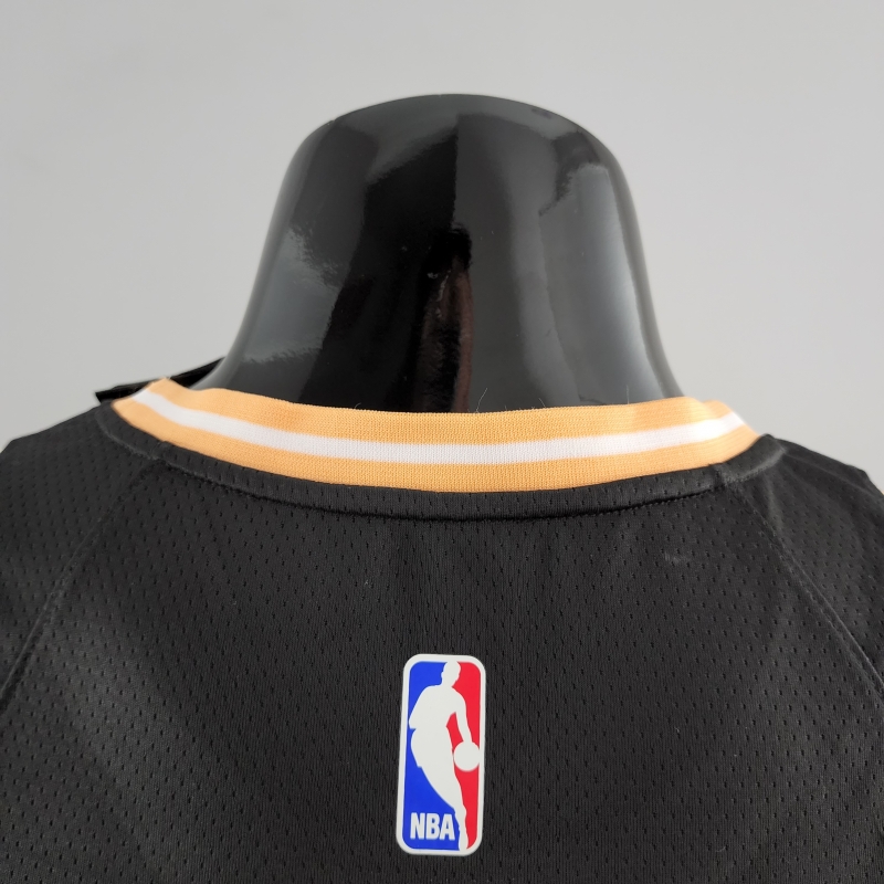 Atlanta Hawks Young #11 Limited Black NBA Jersey