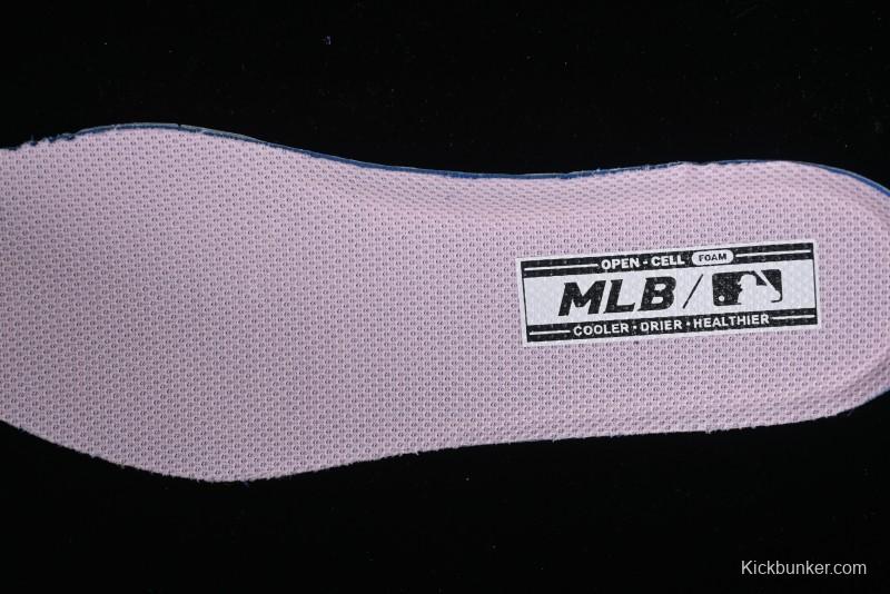 MLB NY Chunky Liner New York Yankees Velcro Print Logo Lightweight Platform Casual Sneakers - 3ASXCMM4N50PKS
