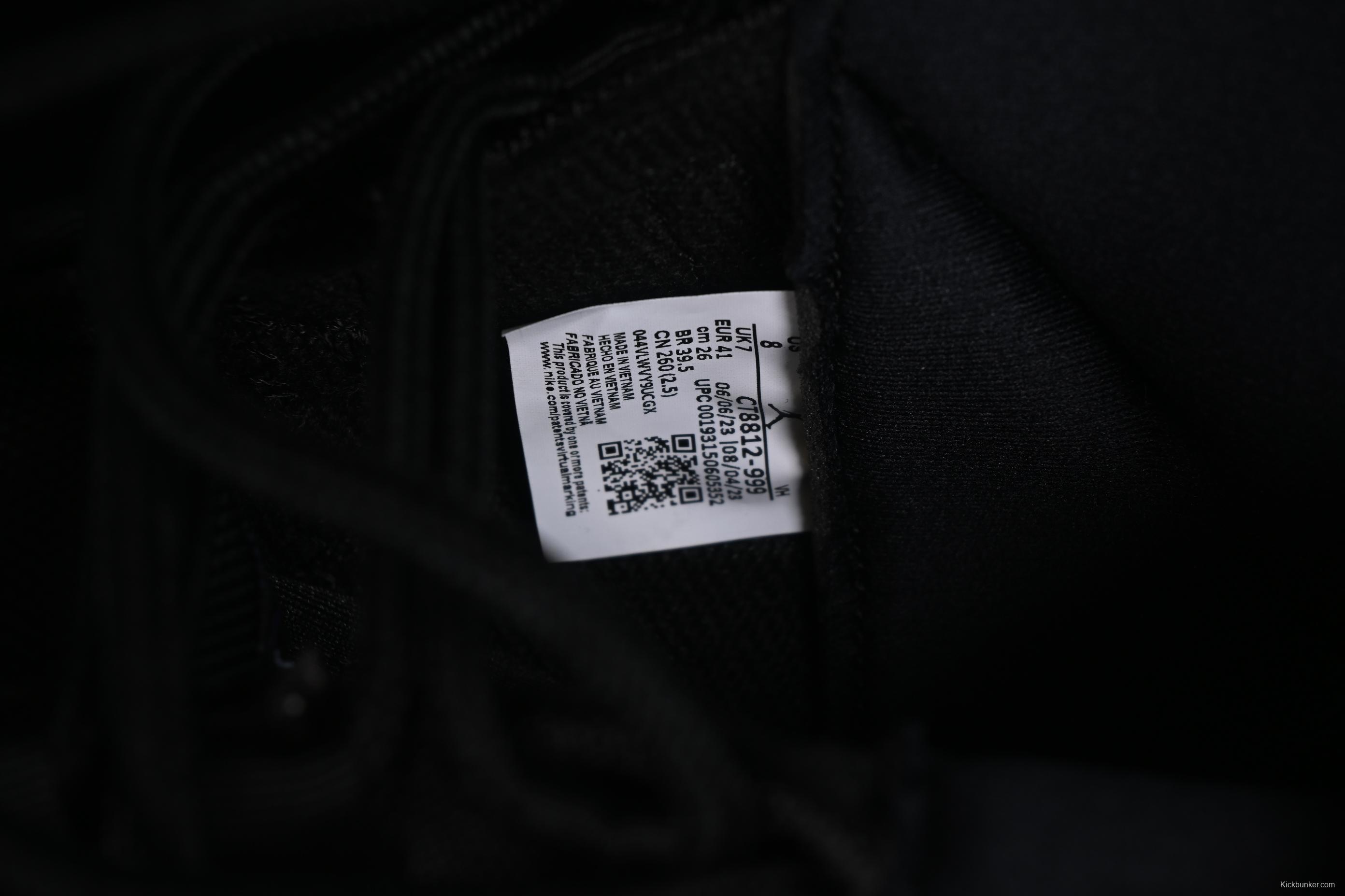 Nike Air Jordan 11 Retro Basketball Shoes with Patent Leather and Carbon Fiber Plate - CT8812-999