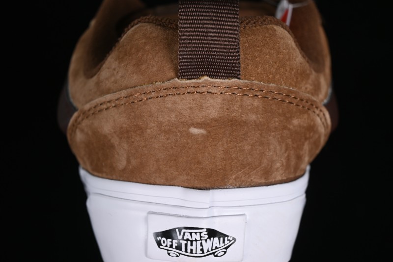 Vans Classics Knu Skool Retro Sneakers with Enlarged Toe and Thickened Trim - VN0009QCLC5