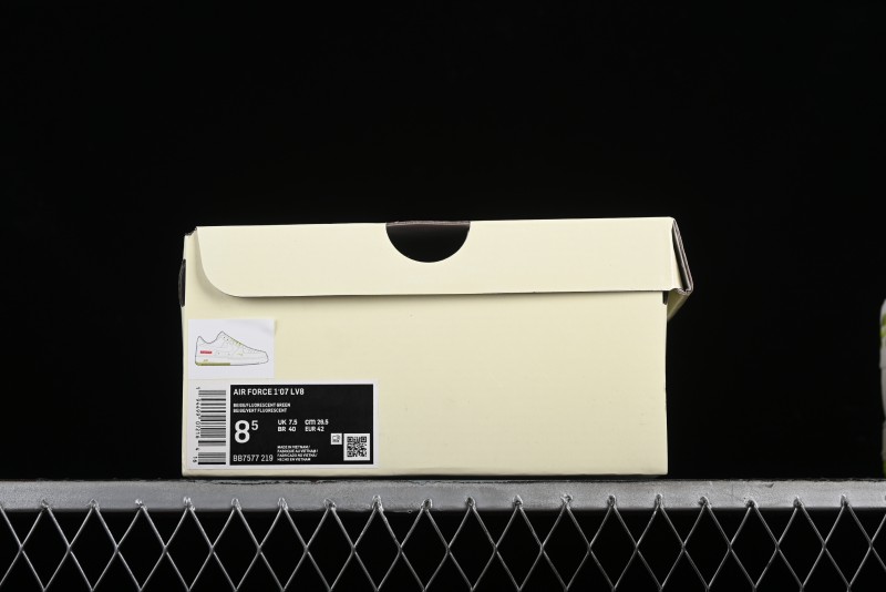 Nike Air Force 1 '07 Low Supreme Casual Sneakers in White-Fluorescent Green - BB7577-219