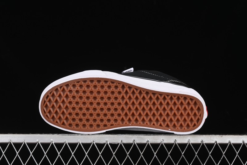 Vans Skate Chukka Low-Top Skate Shoes with Slip-Resistant Sole - VN000CZWBZW