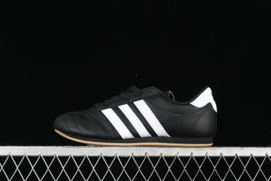 Adidas Originals Taekwondo JS1193 Low-Top Training Shoes for Comfortable and Anti-Slip Performance - JS1193