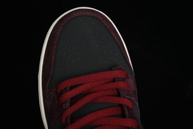 Nike SB Dunk Low Bordeaux Red Skate Shoes Collaboration with Riot Skateshop - FZ1289-200