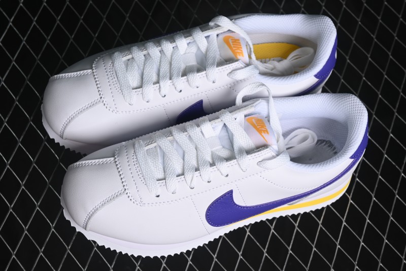 Nike Classic Cortez Leather Retro Running Shoes - DM4044-106