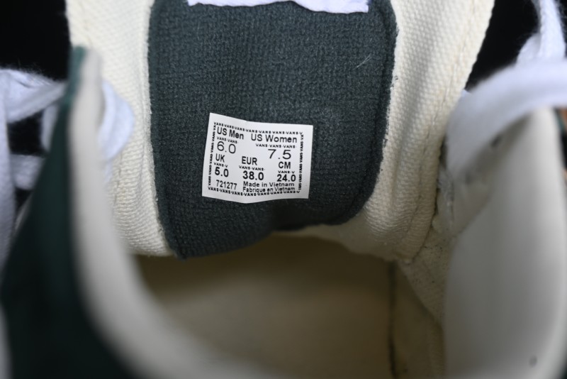 Vans Sk8-Mid Reissue 83 Premium Suede Retro Skate Shoes - VN000CQQPRM