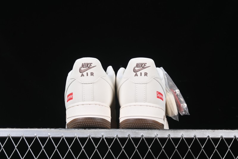 Nike Air Force 1 '07 Low Supreme Collaboration - Beige/Brown Colorway Low-Top Casual Sneakers BB7577-215