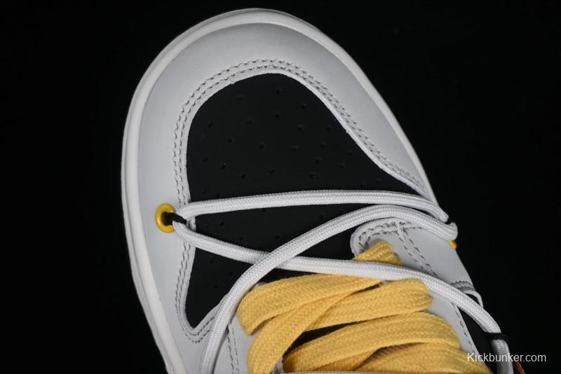 Nike SB Dunk Low Custom Collaboration Otomo Katsuhiro x Nike SB Dunk Low "Steamboy OST" - CT0856-101