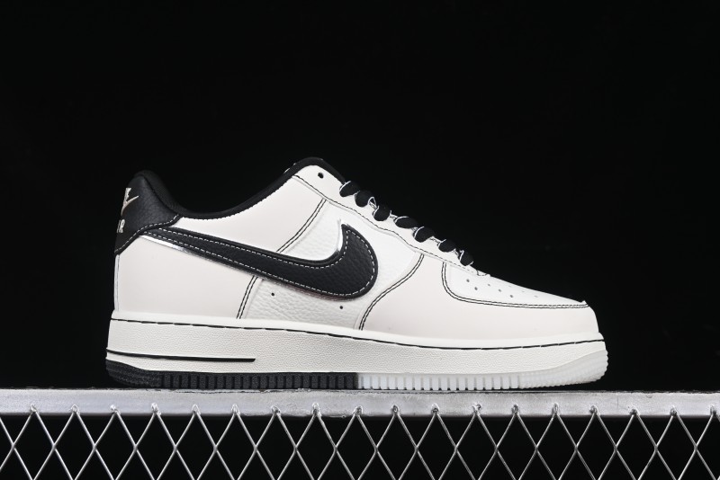 Nike Air Force 1 '07 Low Collaboration Sneakers with Black Stitch Dual-Color Sole - CH6336-515