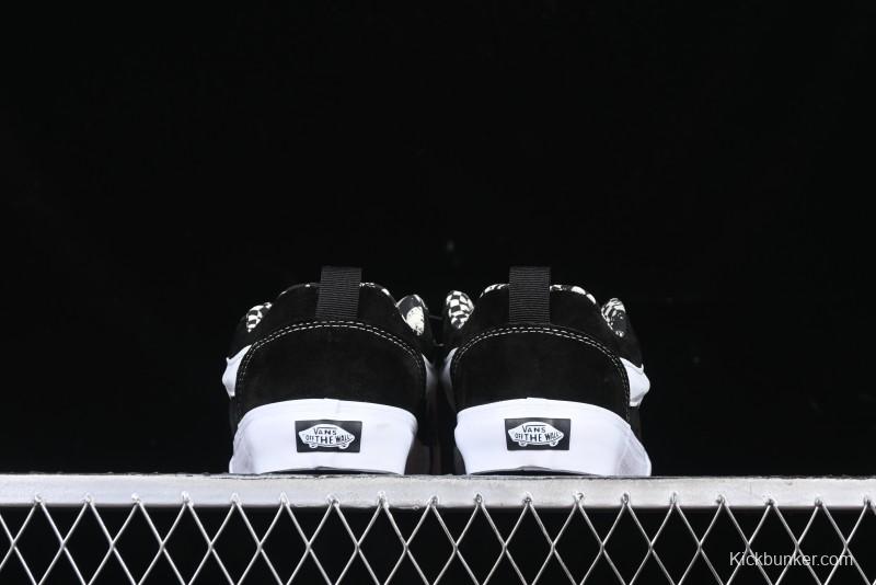 Vans Knu Skool Low Top Retro Casual Vulcanized Sneakers - VN000CS00YK