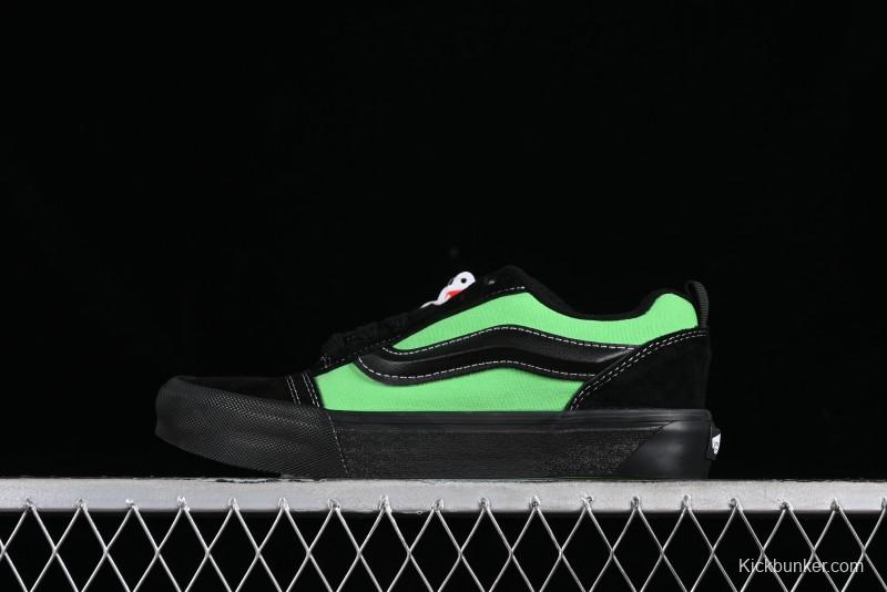 Vans Classics Knu Skool Retro Sneakers with Thickened Tongue and Enlarged Toe - VN0009QCSWE