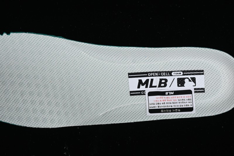 MLB Chunky Liner Basic Height Increasing Platform Sneakers - 3ASXCLB3N50GNS
