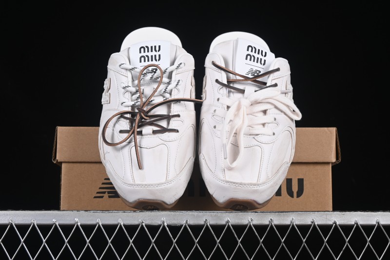 Miu Miu x New Balance 530 Deconstructed Low-Top Retro Sneakers with Dual Lace Design - AJD4