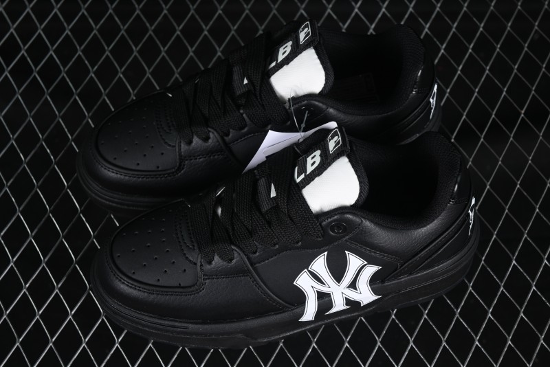 New York Yankees Chunky Liner Custom Platform Sneakers - 3ASXCA12N50WHS