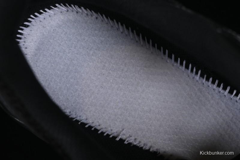 New Balance 740 Black and Silver Retro Running Sneakers for Men