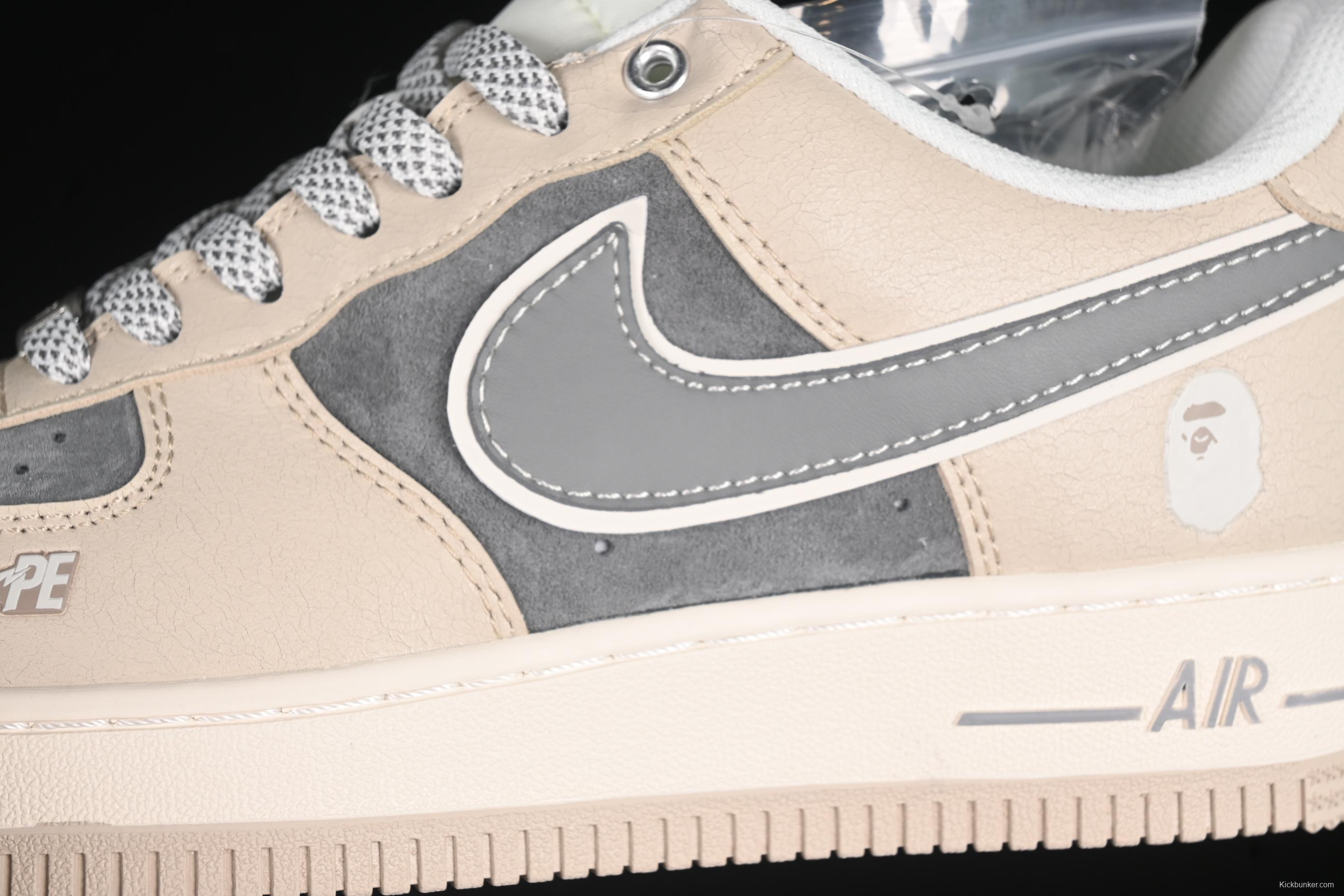 Nike Air Force 1 '07 Low Supreme Collaboration Sneakers with Red Snake Swoosh - SJ6698-023