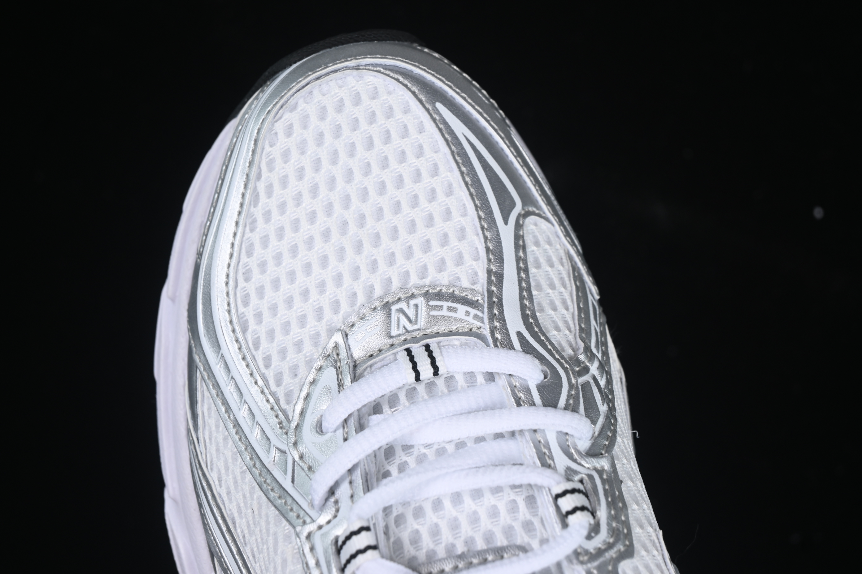 New Balance 740 Series Retro Dad Style Casual Sports Running Shoes - U740NW2