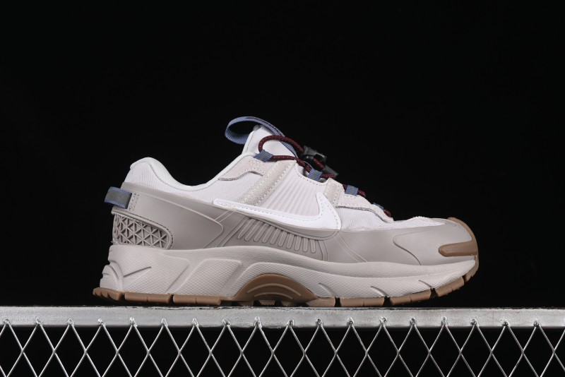 Nike Zoom Vomero 5 Retro Marathon Running Shoes with Thick Sole and Cushioning - HV4294-009