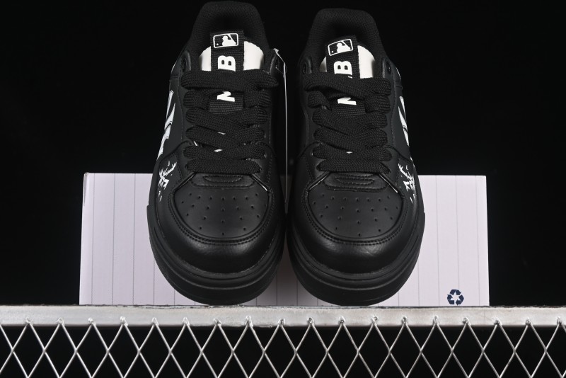 New York Yankees MLB Chunky Liner Custom Platform Sneakers - 3ASXCA12N50WHS
