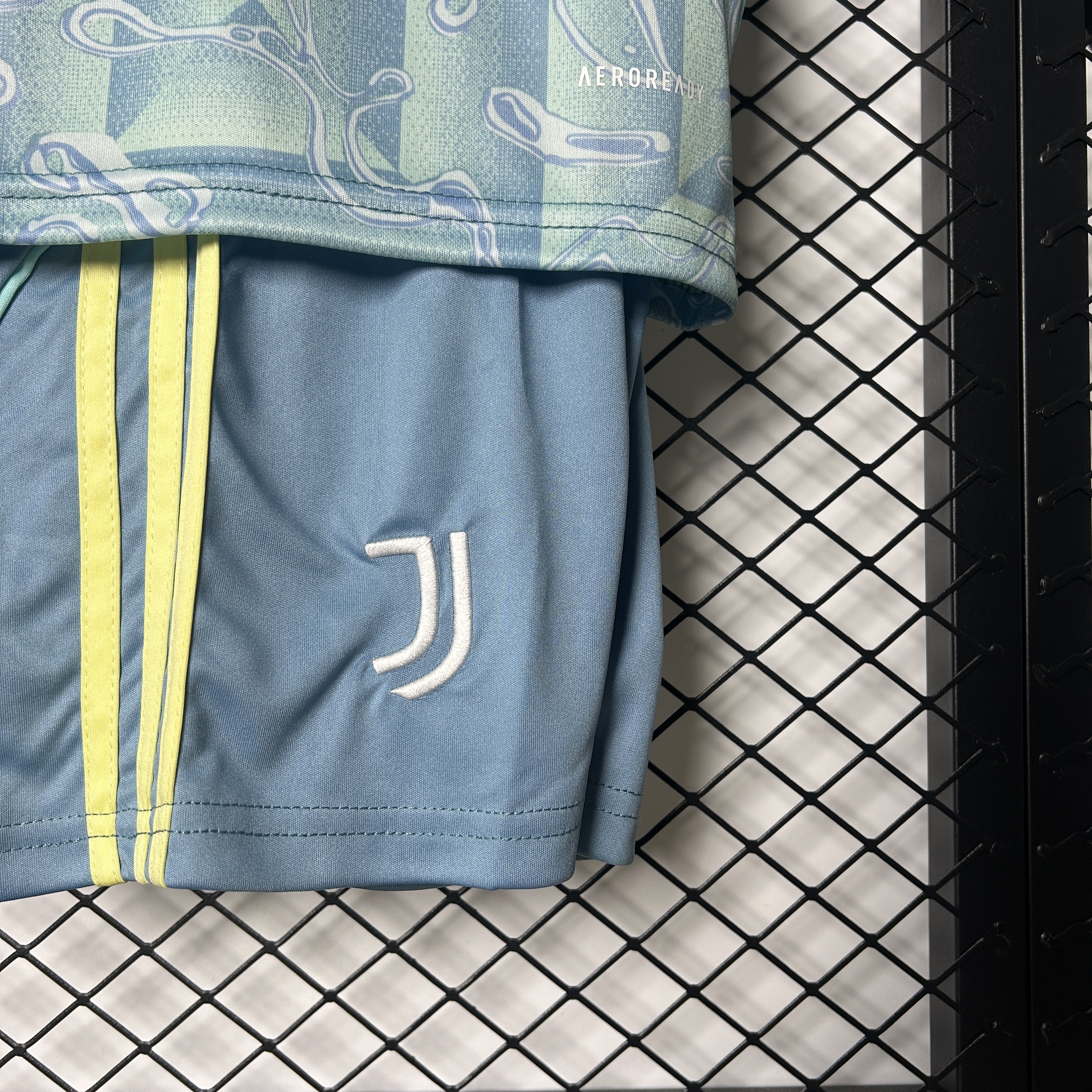 25/26 Kids Juventus Away 16-28 Jersey