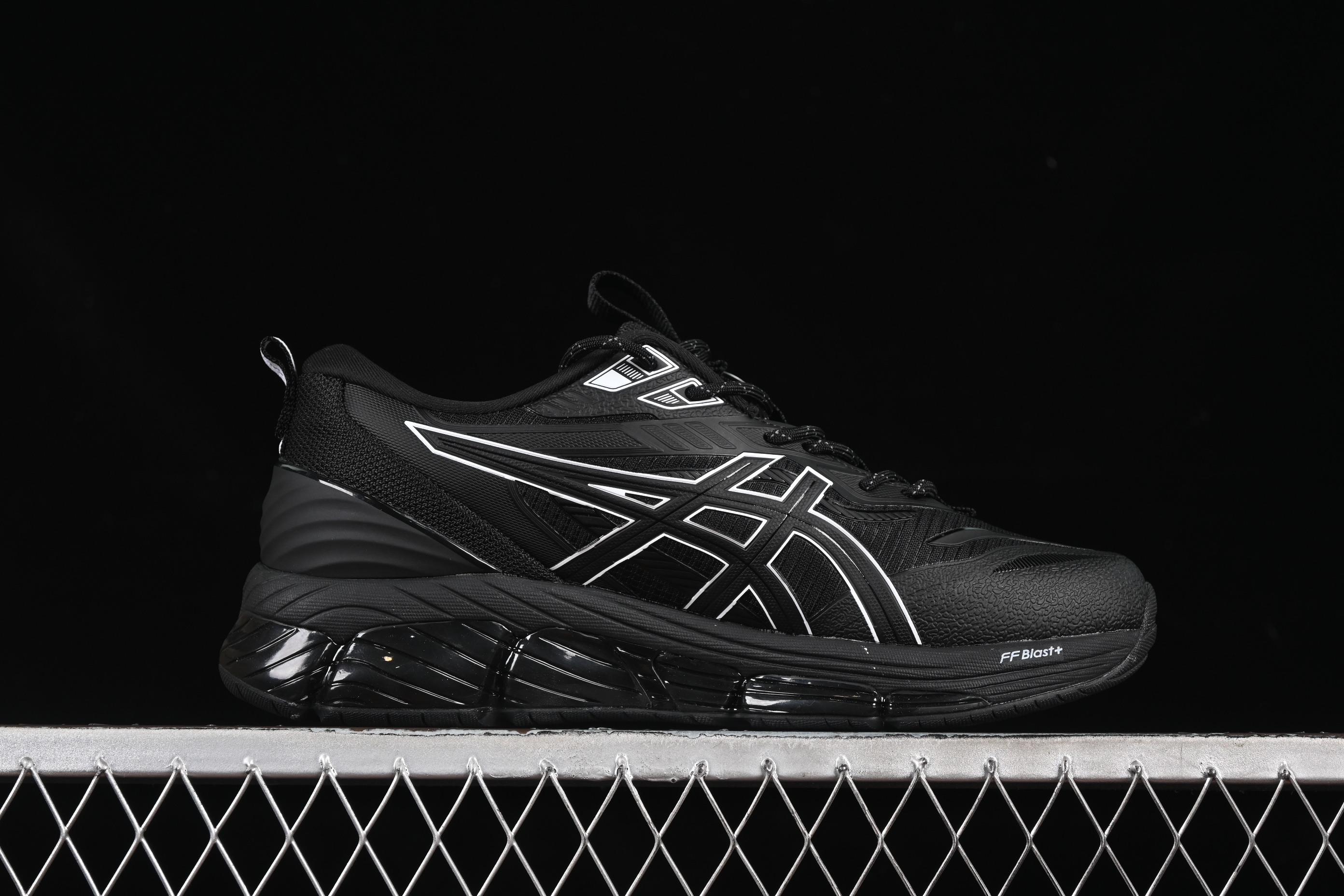 Asics Gel-Quantum 360 VIII Utility Retro Breathable Casual Shoes with Cushioning for Men - 1203A471-011