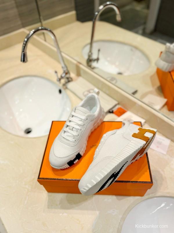 2024 Unisex Hermès White Imported Calfskin Velvet Fabric Casual Sneakers MJ00320