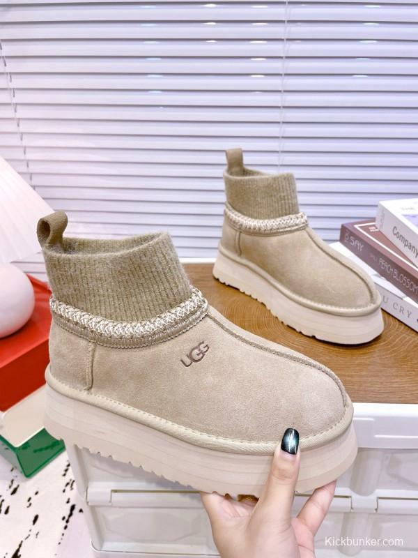 2024 Women UGG beige suede knit sock boots
