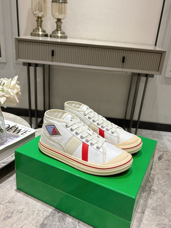 2025 Unisex Bottega Veneta White Red Canvas Lambskin Sneakers Hand Painted KFY00260(F/M)