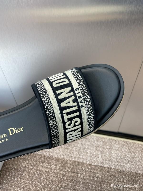 2025 Slippers Dior Black Fabric Slippers CD Logo KFY00280