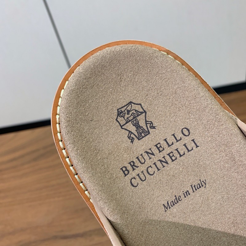 2025 Unisex Brunello Cucinelli Beige Suede Leather Slippers KFY00250