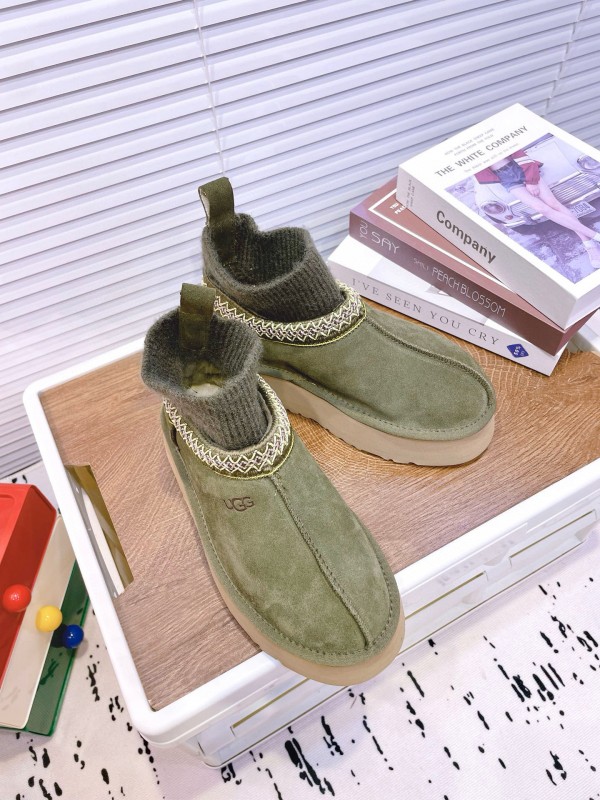 2024 Women UGG Olive Suede Wool Sock Boots MJ00230