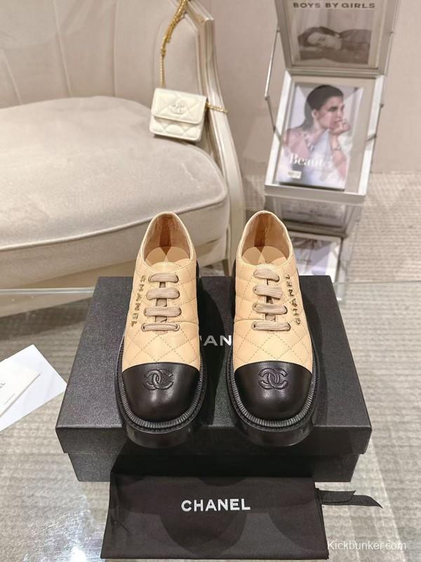 2025 Women Chanel Beige Black Leather Platform Oxford B2099