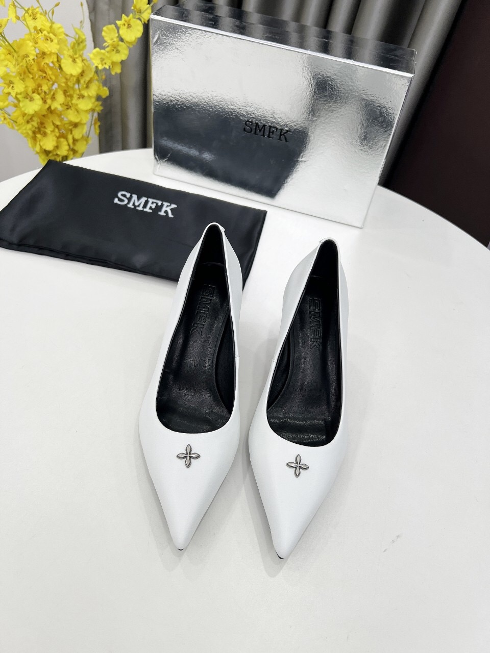 2025 Women SMFK White Cow Leather High Heel Pumps LY