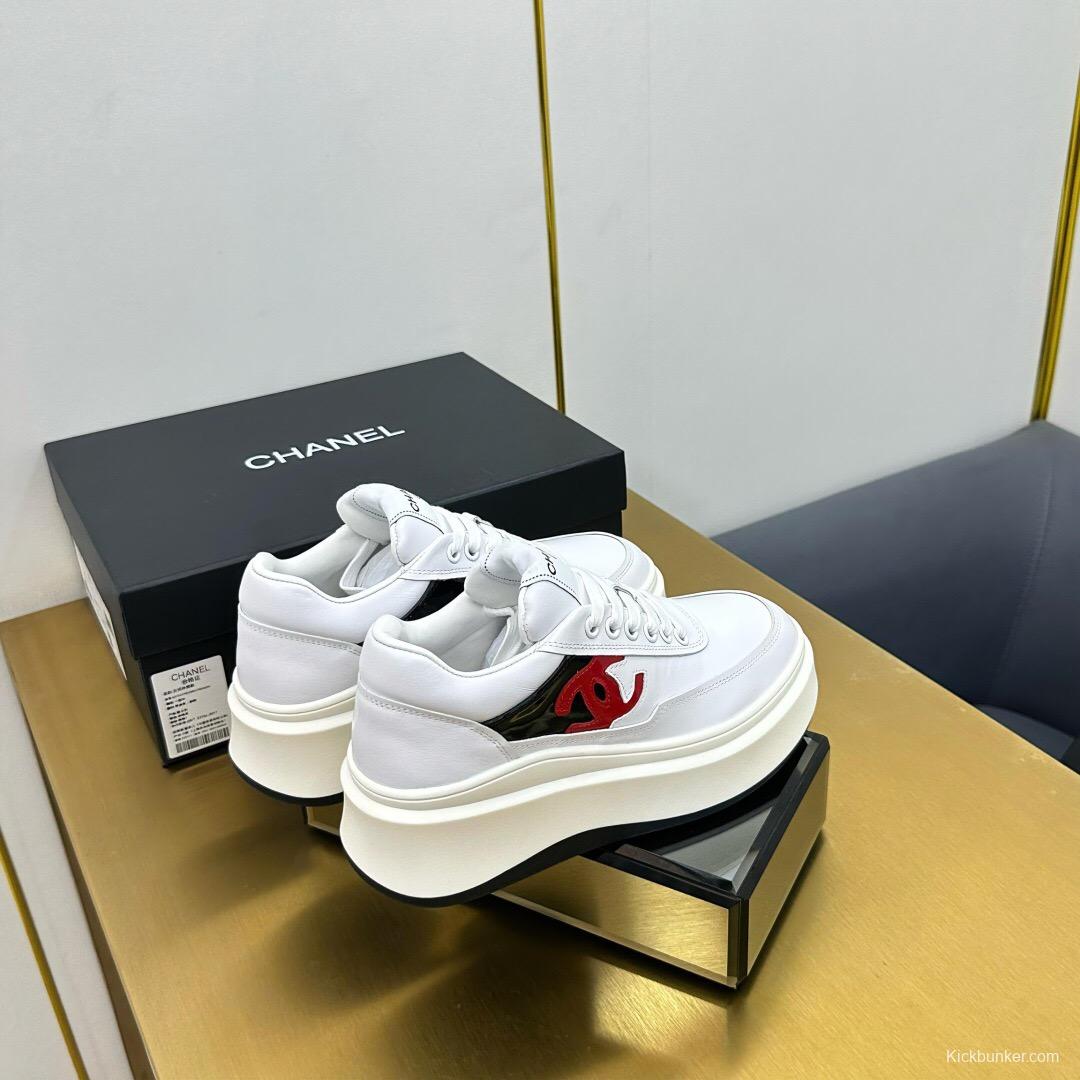 2025 Women Chanel White Black Red Leather Sneakers