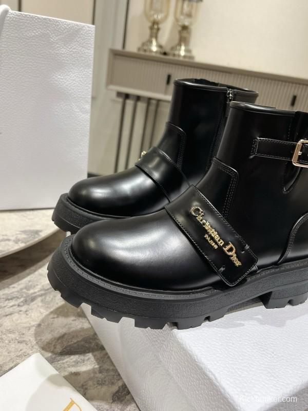 2024 Women Dior Black Leather Ankle Boots Buckle MJ00430