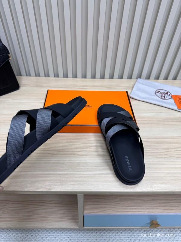 2025 Unisex Hermès Black Grey Leather Slippers