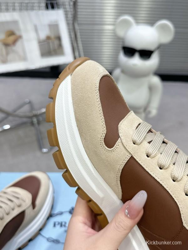 2025 Women Prada Beige Brown Leather Sneakers KFY00310