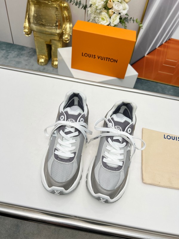 2025 Unisex Louis Vuitton Grey White Mesh Leather Sneakers Monogram LY00340