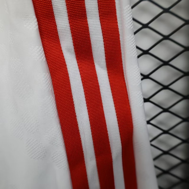 Player Version 2025 Japan Home Shorts