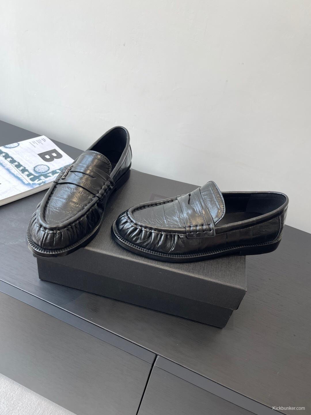 Saint Laurent Classic Loafer Flats - KFY00350