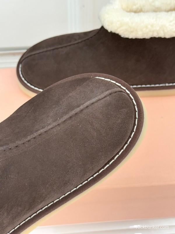 Miu Miu Retro Shearling Platform Snow Boots - KFY00300