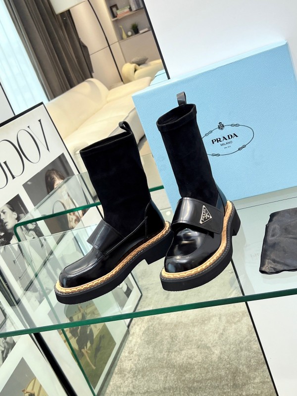 Prada Infinite Versatile Ankle Boots for Women - LY00300