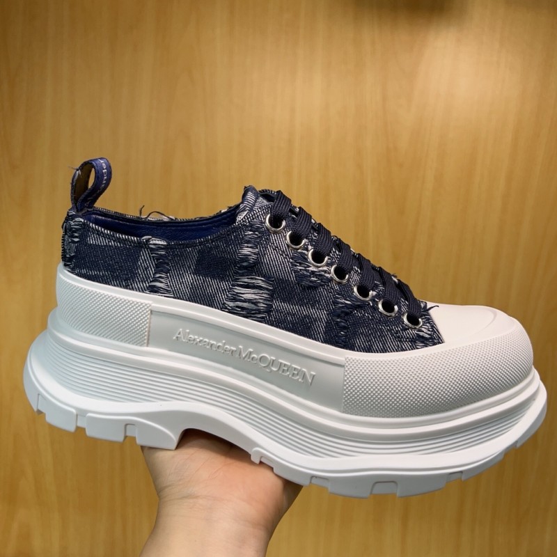 Alexander McQueen Spring Summer 2025 Premium Platform Sneakers - AS00300