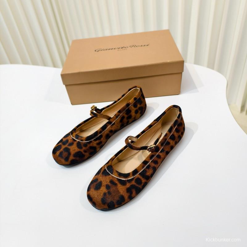 Gianvito Rossi Bohemian Style Flat Ballet Shoes 2025 SS