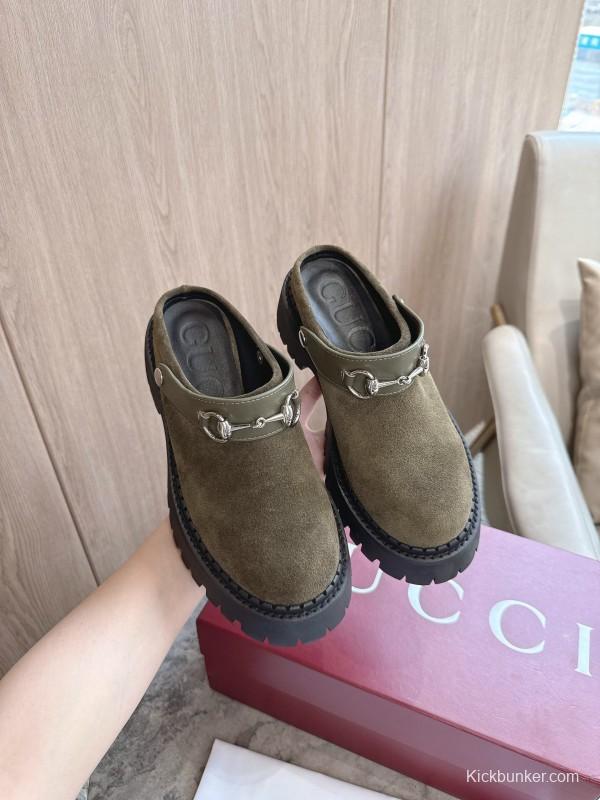 Gucci Women's Mule Shoes with Horsebit Detail - LY00300