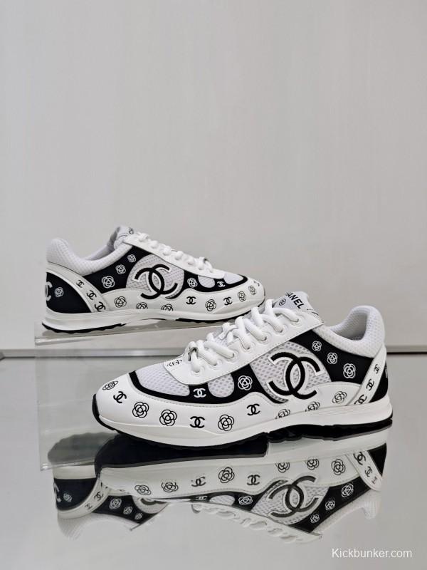 Chanel 2025 SS Limited Edition Silver Horn King 2 Sneakers - KFY00340