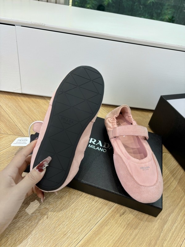 Prada 2025 SS Metal Toe Thin Sole Training Shoes Casual Shoes - LY00260