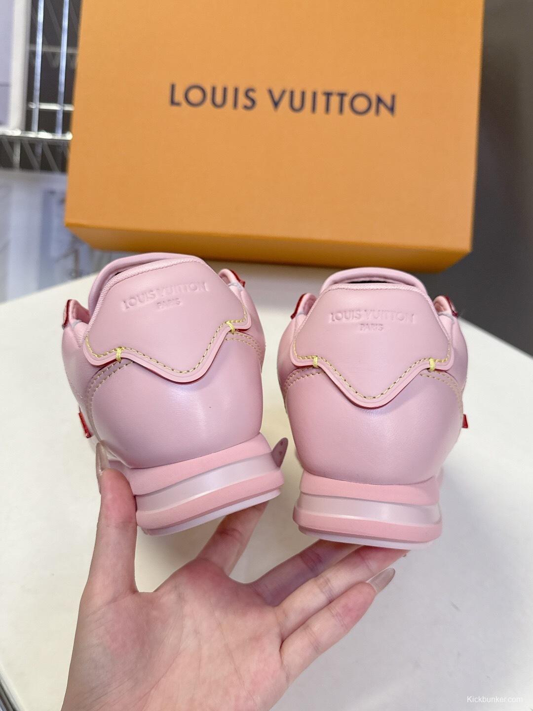 Louis Vuitton 2025 SS Pharrell Williams Collaboration Thick Sole Sneakers Retro Running Shoes - KFY00380