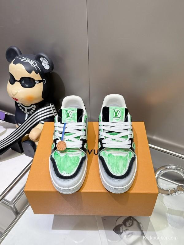 Louis Vuitton Trainer Basketball Series Crackle Glaze Process Sneakers - LY00490